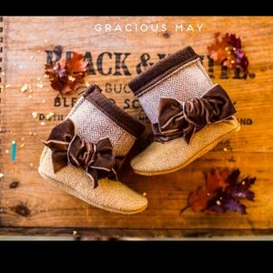 Gracious May Virginia suede boots